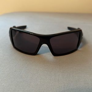 Oakley men’s sunglasses Oil Rig